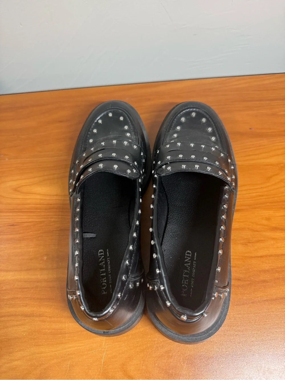 Portland‎ Boot Company Black Leather Penny Loafer Studded Black Dark Academia 8